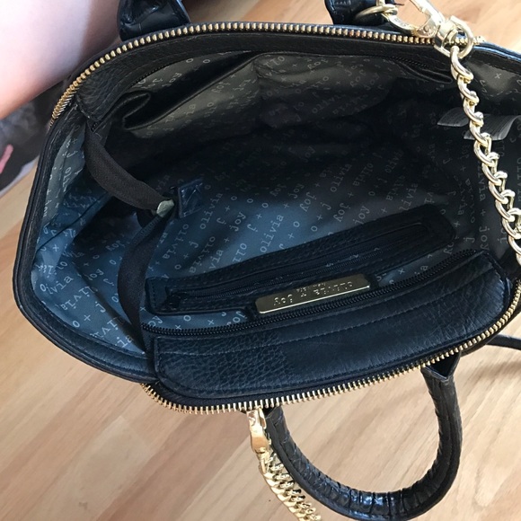 Small Black Cross Body bag - Picture 4 of 5